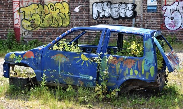 Remove That Old Car From Your Driveway and Make Money While Doing so